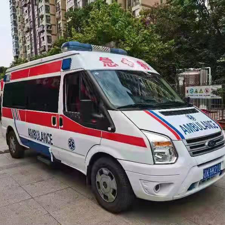 道里长途救护车护送病人返乡